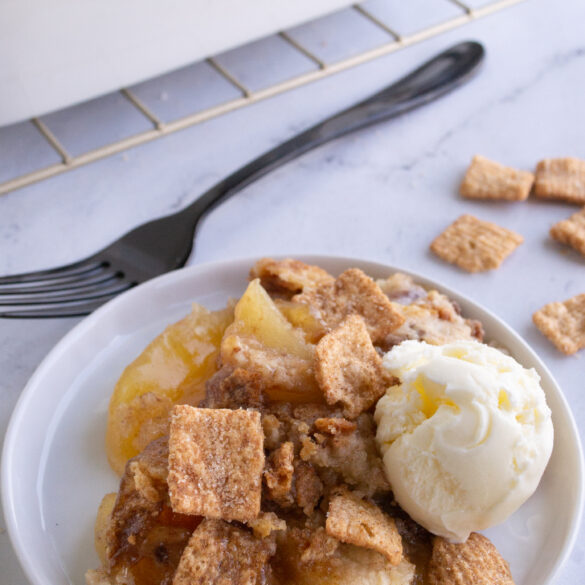 Cinnamon Toast Crunch Apple Dump Cake Recipe (With A Cake Mix) Make